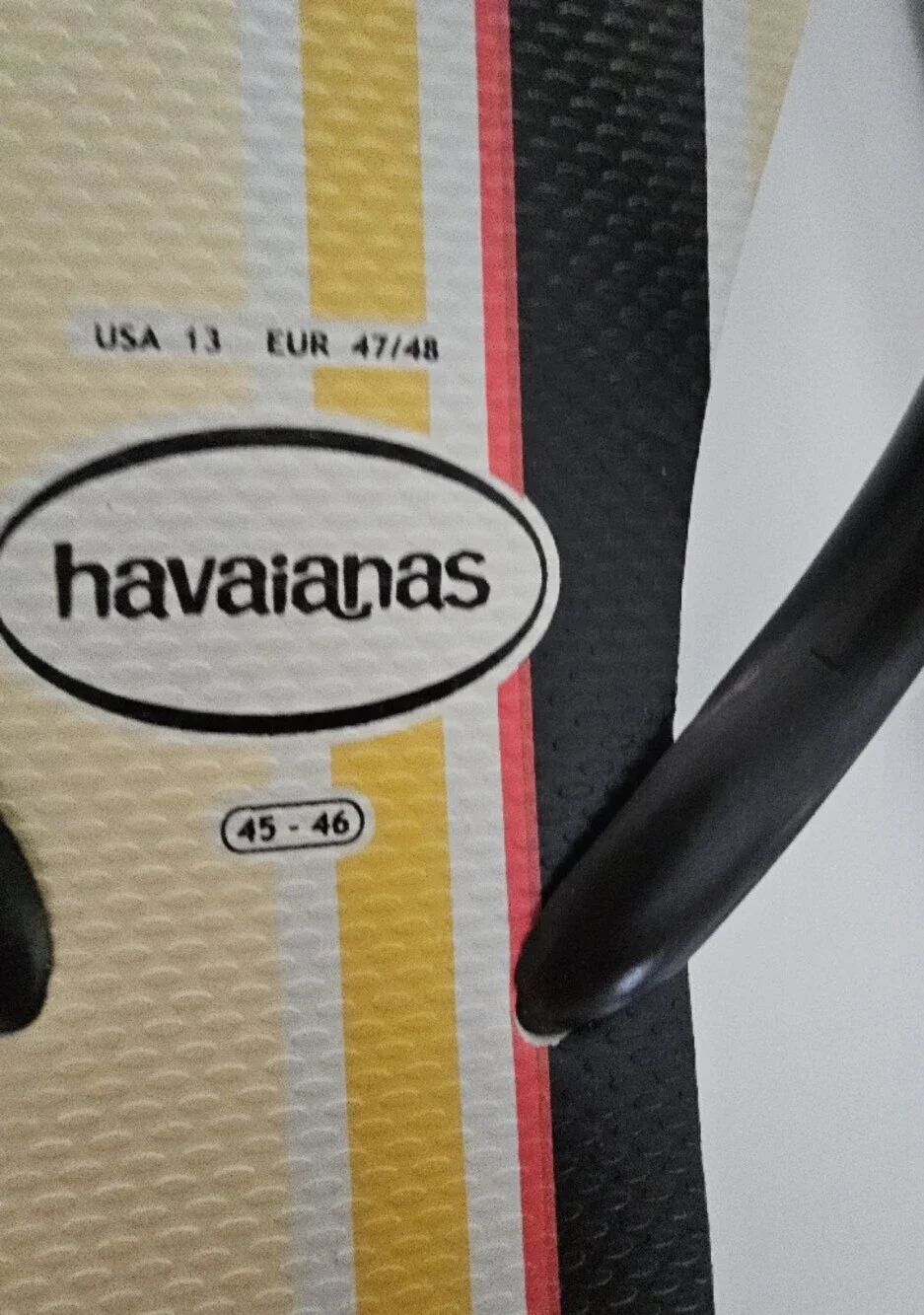 Havaianas Top Nauty Stripe Thongs in Beige
